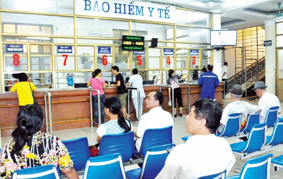 Bộ Y tế yêu cầu việc quy định đăng ký khám chữa bệnh BHYT ban đầu và chuyển người bệnh không được phát sinh thêm thủ tục, gây phiền hà cho người bệnh, bảo đảm thuận tiện trong quá trình tiếp nhận, điều trị, chuyển người bệnh giữa các cơ sở khám chữa bệnh...