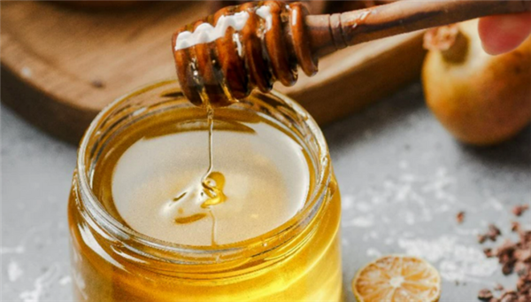 5 thay đổi của cơ thể khi sử dụng quá nhiều mật ong
