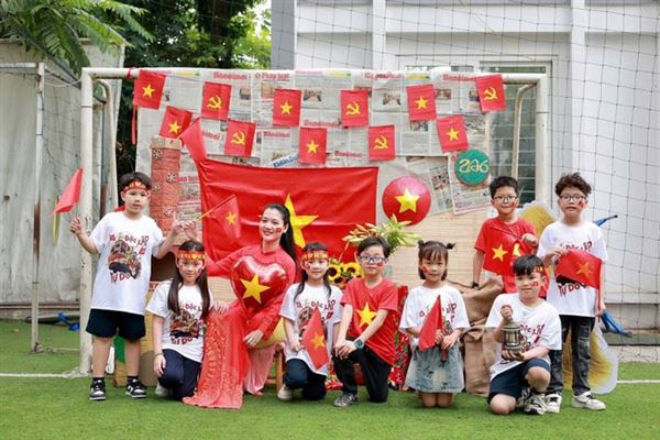 Trường học rộn ràng hoạt động Kỷ niệm 50 năm Ngày Giải phóng miền Nam, thống nhất đất nước