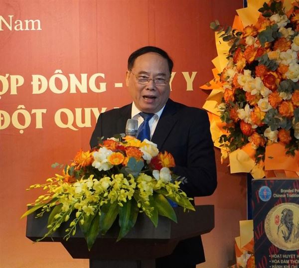 Kết hợp hiệu quả Đông y và Tây y điều trị bệnh đột quỵ não