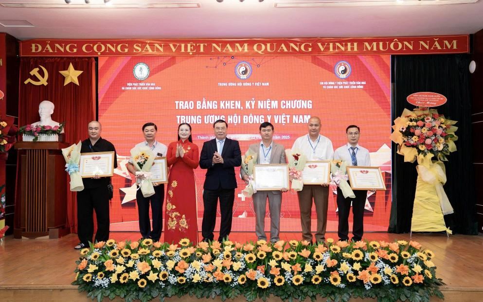 Bảo tồn và phát huy giá trị văn hóa, bản sắc của nền y học cổ truyền Việt Nam