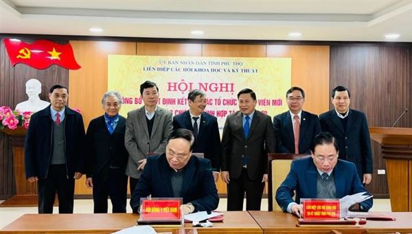 Hội Đông y Việt Nam ký kết hợp tác với Liên hiệp các Hội Khoa học và Kỹ thuật tỉnh Phú Thọ