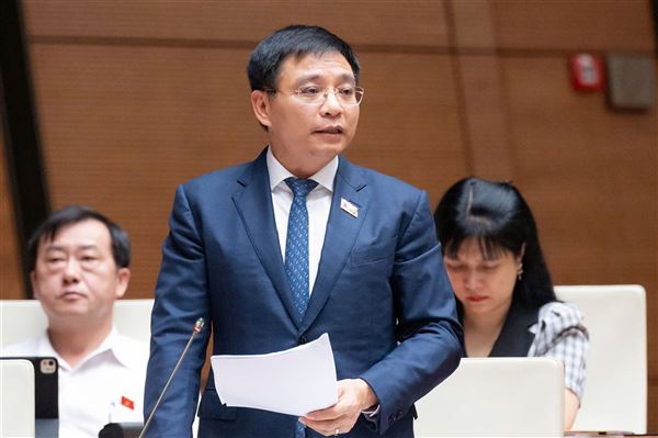 Phó Thủ tướng: Đẩy mạnh khám sức khỏe định kỳ, siết chặt an toàn thực phẩm