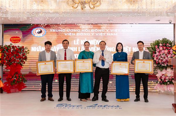 Viện Đông y Việt Nam: 3 năm - Phát triển và khẳng định vị thế